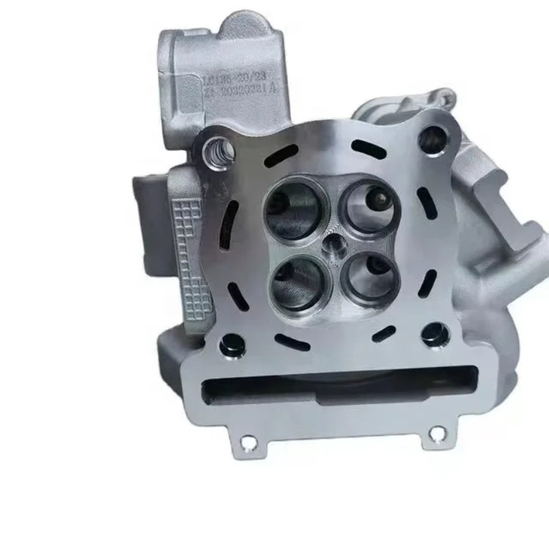 Motorcycle Cylinder - Cabeza de Cilindro para Motocicleta LC135